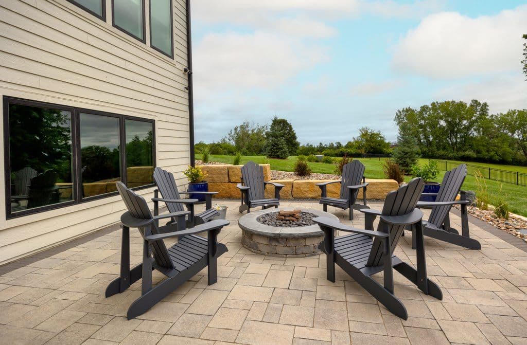 Gallery photos for Paver Patio and Fire Pit Project in West Des Moines: Image #2
