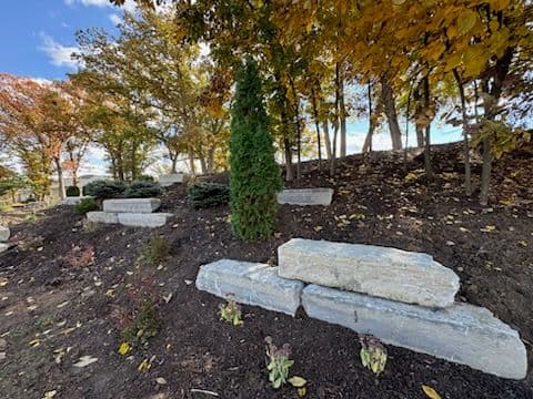 Project Natural Stone Retaining Walls in West Des Moines image